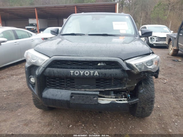 2023 TOYOTA 4RUNNER JTEEU5JR5P5300288 Photo 5