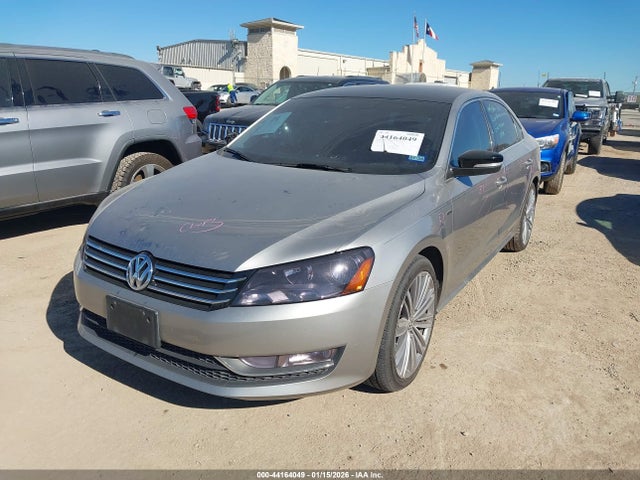 44164049 :رقم المزاد ، 1VWBS7A38EC084172 vin ، 2014 Volkswagen Passat 1.8t Sport مزاد بيع