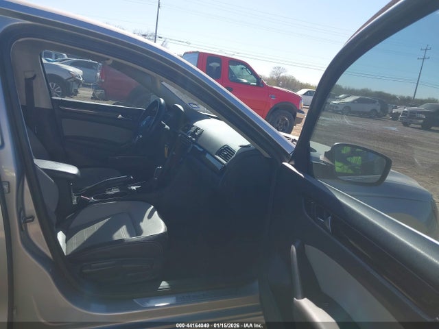44164049 :رقم المزاد ، 1VWBS7A38EC084172 vin ، 2014 Volkswagen Passat 1.8t Sport مزاد بيع