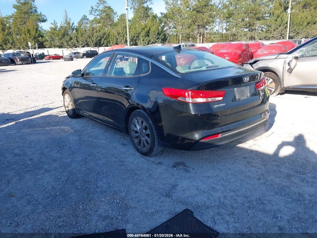 2016 KIA OPTIMA 5XXGU4L33GG078796 Photo 2