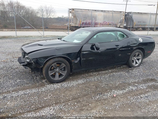 2C3CDZAG3KH675166 Dodge Challenger Sxt