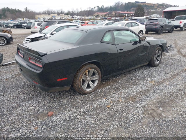 2C3CDZAG3KH675166 Dodge Challenger Sxt
