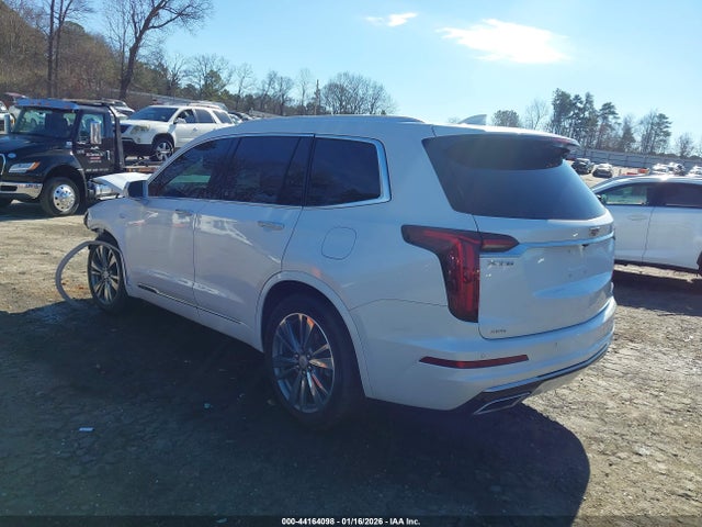 2020 CADILLAC XT6 1GYKPDRS1LZ231662 Photo 2