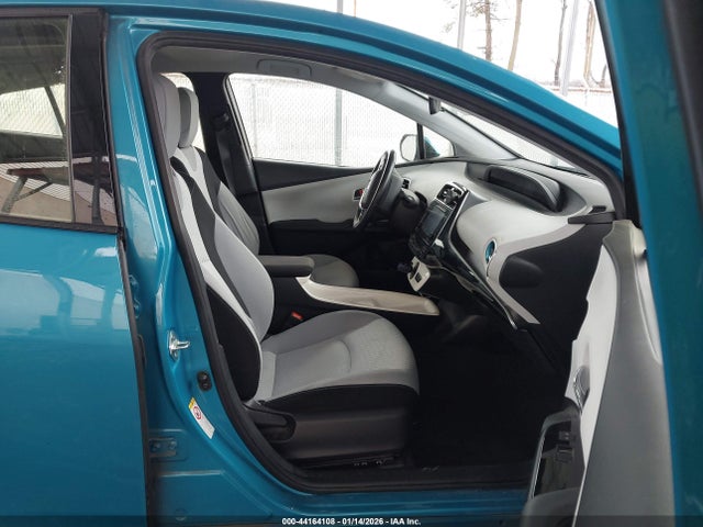 2019 TOYOTA PRIUS PRIME JTDKARFP3K3113876 Photo 4