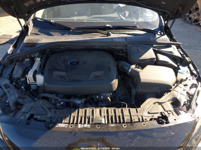 2018 VOLVO S60 INSCRIPTION LYV402TM2JB178976 Photo 9