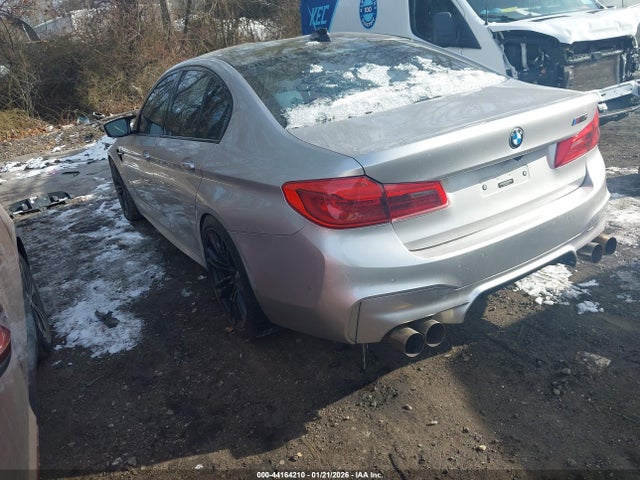 BMW M5 2018 WBSJF0C58JB282025 Image 3