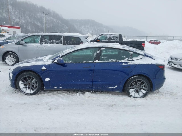 Tesla Model 3 Rear-wheel Drive 2022 5YJ3E1EA3NF103783 Image 15
