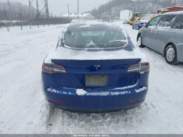 Tesla Model 3 Rear-wheel Drive 2022 5YJ3E1EA3NF103783 Image 17