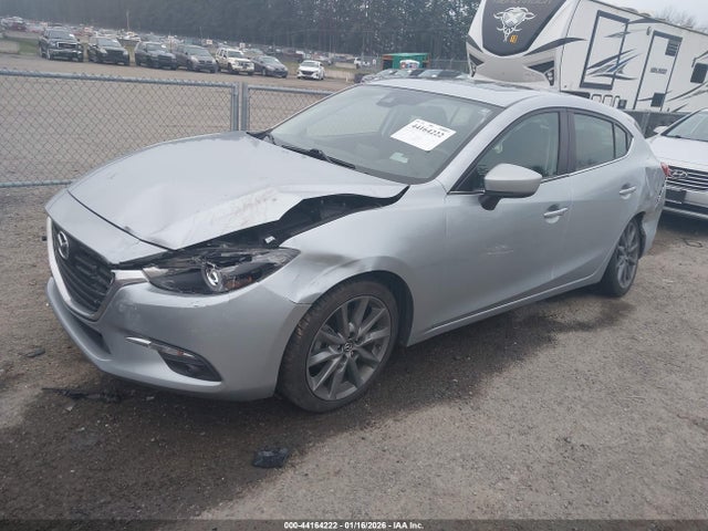 3MZBN1M35JM184948 Mazda Mazda3 Grand Touring