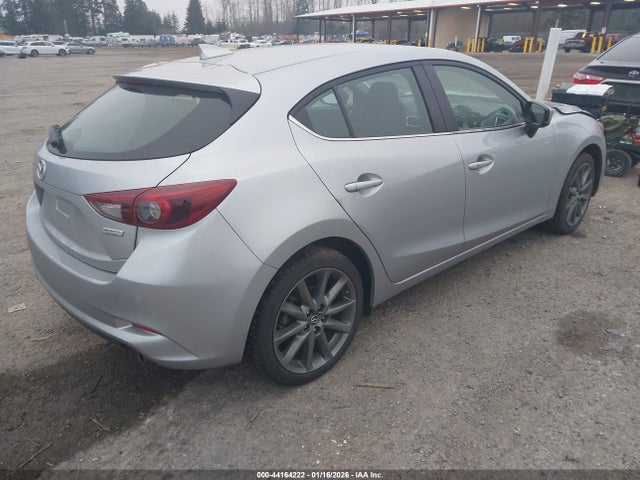 3MZBN1M35JM184948 Mazda Mazda3 Grand Touring