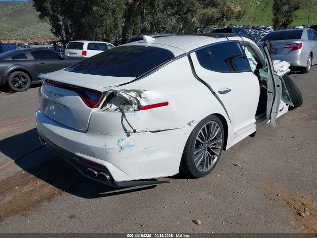 2018 KIA STINGER KNAE25LA4J6011192 Photo 3