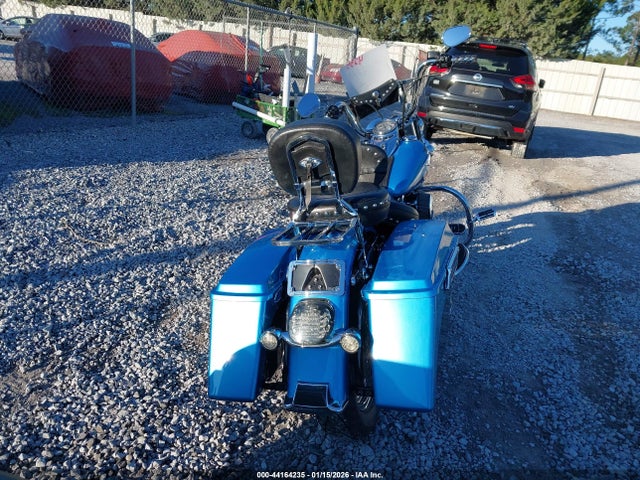 2011 HARLEY-DAVIDSON FLSTC 1HD1BW519BB038125 Photo 5