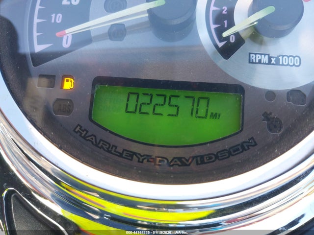 2011 HARLEY-DAVIDSON FLSTC 1HD1BW519BB038125 Photo 6