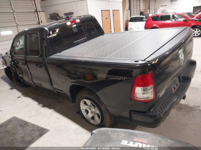 2022 RAM 1500 1C6SRFBT5NN146856 Photo 2