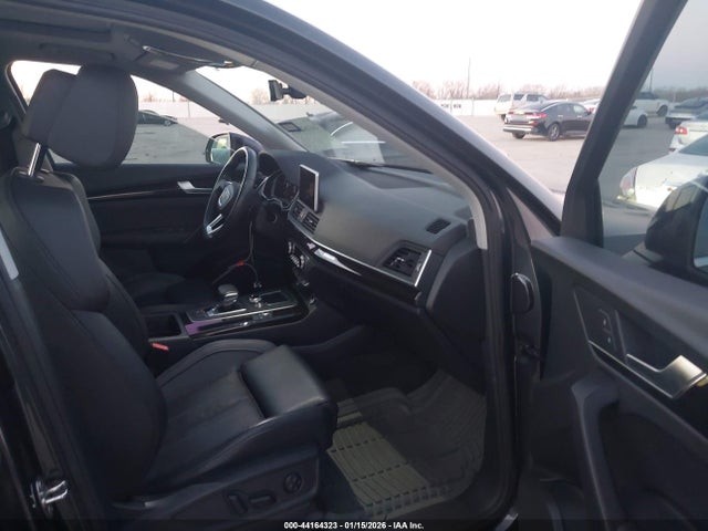 WA1BNAFY1J2212712 Audi Q5 2.0t Premium/2.0t Tech Premium