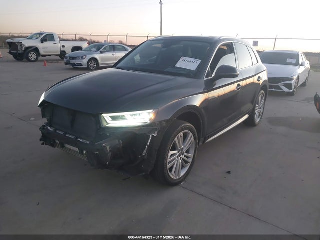 WA1BNAFY1J2212712 Audi Q5 2.0t Premium/2.0t Tech Premium