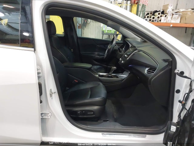 1G1ZH5SX1GF337932 Chevrolet Malibu Premier