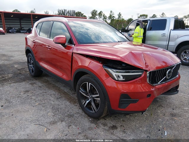 2024 VOLVO XC40 YV4L12UK3R2315858