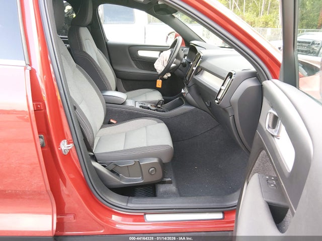 2024 VOLVO XC40 YV4L12UK3R2315858 Photo 4