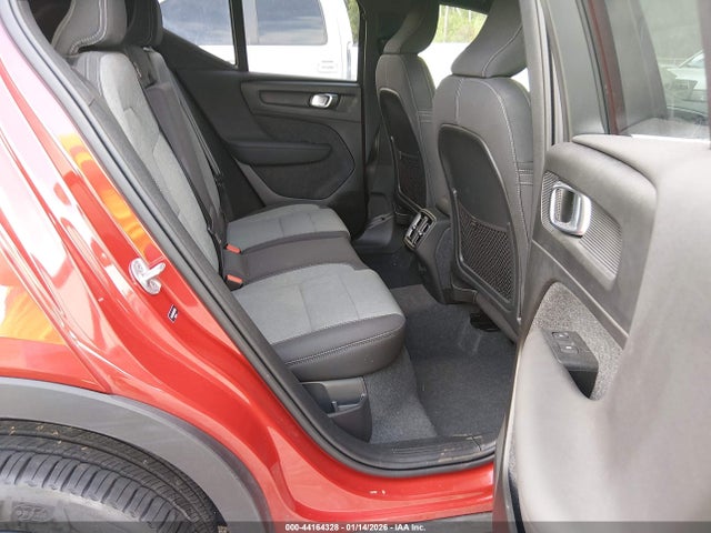 2024 VOLVO XC40 YV4L12UK3R2315858 Photo 7