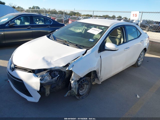 Toyota COROLLA LE 2015 2T1BURHE8FC470762 Image 2