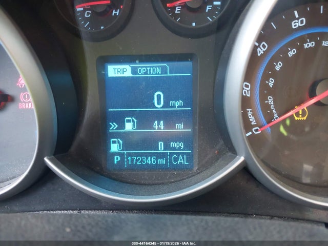 1G1PA5SG3E7308483 Chevrolet Cruze Ls Auto