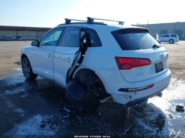 2019 AUDI Q5 WA1BNAFY3K2058473 Photo 2