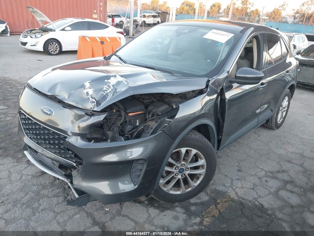 Ford ESCAPE SE 2020 1FMCU0G68LUA35325 Image 2