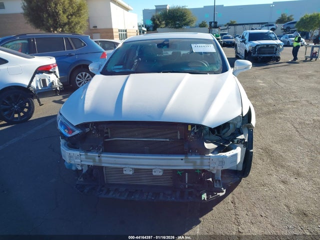 3FA6P0K90HR142061 Ford Fusion Platinum