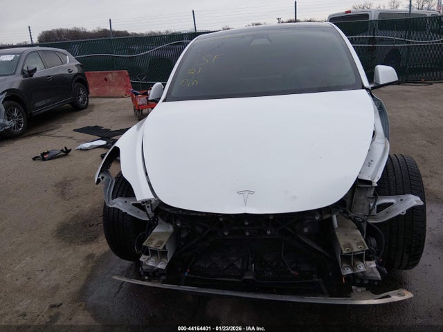 Продажа на аукционе авто 2022 Tesla Model Y Performance Dual Motor All-wheel Drive, vin: 7SAYGDEF2NF354925, номер лота: 44164401