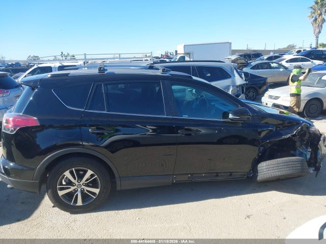 Toyota Rav4 Xle 2017 2T3RFREV3HW654142 Image 13