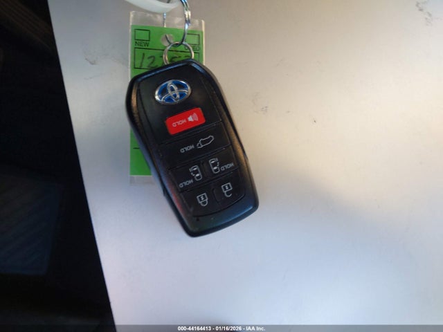 2021 TOYOTA SIENNA 5TDYRKEC0MS071712 Photo 10