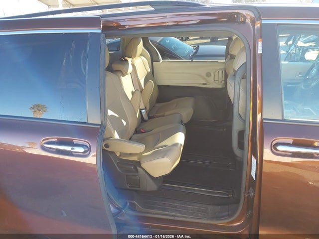 2021 TOYOTA SIENNA 5TDYRKEC0MS071712 Photo 7