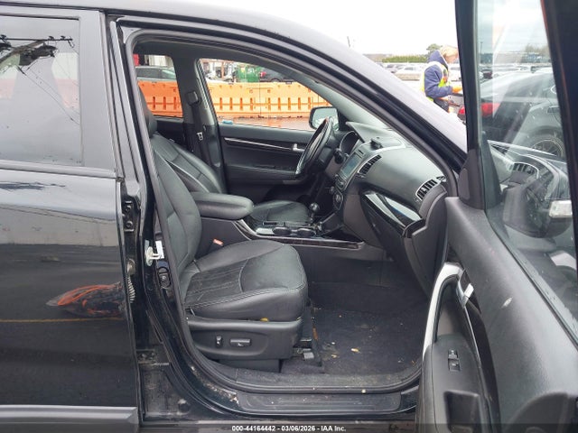 5XYKUDA79EG540187 KIA Sorento Ex V6