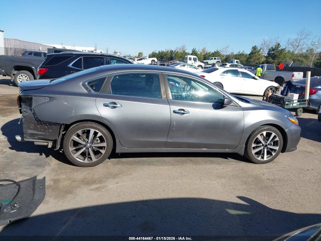 1N4AL3AP8HC285359 Nissan Altima 2.5 Sr