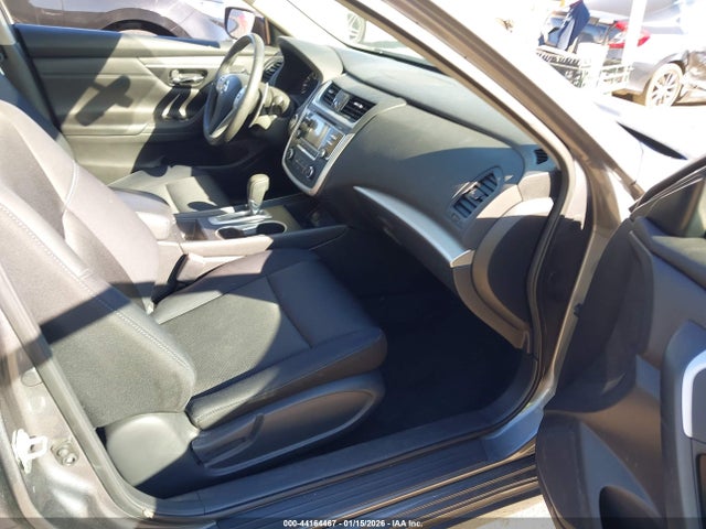 1N4AL3AP8HC285359 Nissan Altima 2.5 Sr