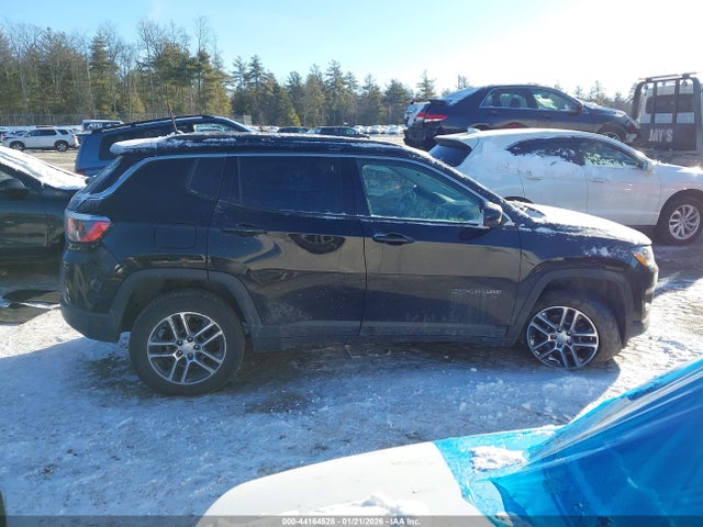 3C4NJDBBXHT607322 Jeep New Compass Latitude 4x4