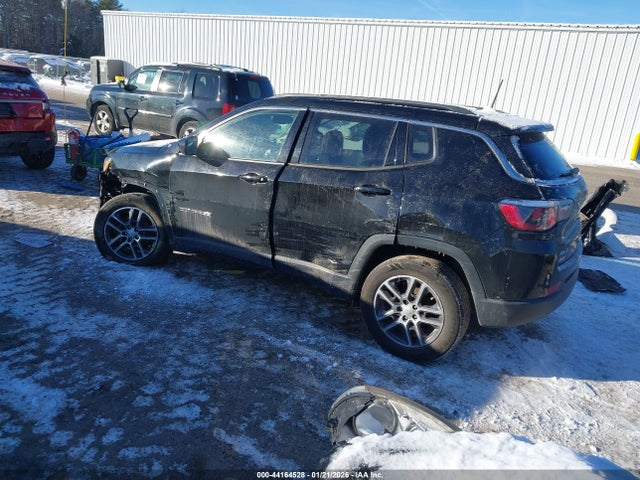 3C4NJDBBXHT607322 Jeep New Compass Latitude 4x4