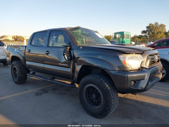 Toyota Tacoma Base V6 2015 3TMLU4ENXFM183099 main image