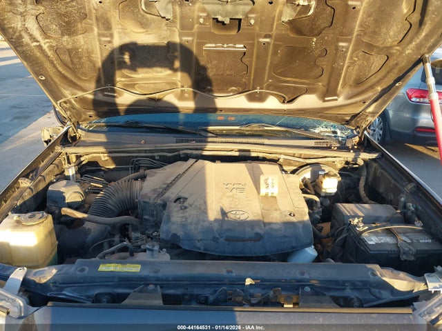 Toyota Tacoma Base V6 2015 3TMLU4ENXFM183099 Image 10