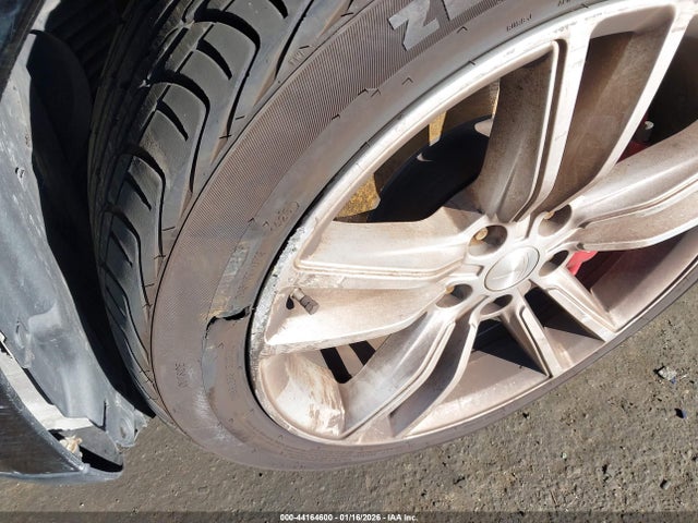 Tesla Model S P85 2014 5YJSA1H19EFP40504 Image 19