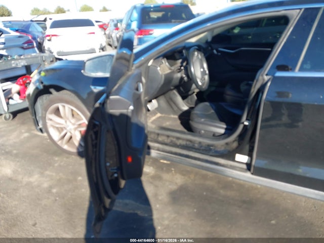 2014 TESLA MODEL S 5YJSA1H19EFP40504 Photo 4