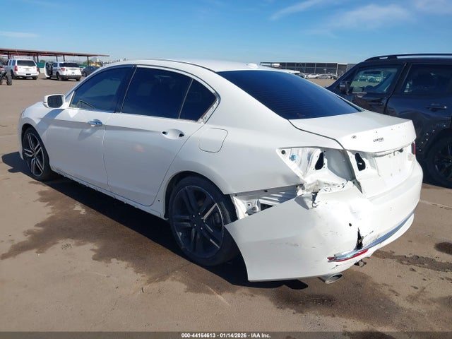 1HGCR3F92HA021918 Honda Accord Touring V6