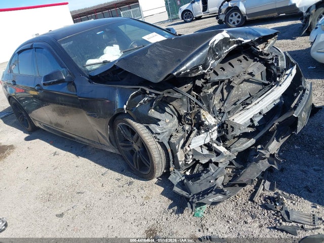 44164646 :رقم المزاد ، WBAFV3C50GD687436 vin ، 2016 Bmw 535d Xdrive مزاد بيع