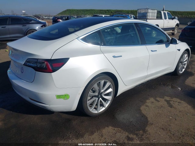 2018 TESLA MODEL 3 5YJ3E1EA3JF050383 Photo 3
