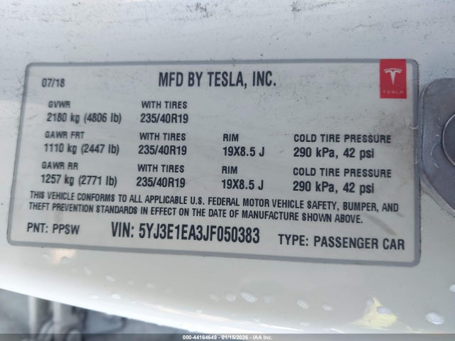 2018 TESLA MODEL 3 5YJ3E1EA3JF050383 Photo 8