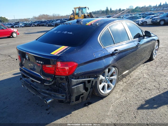BMW 335i Xdrive 2014 WBA3B9C51EF588060 Image 4