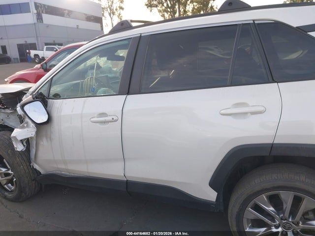 Toyota Rav4 Xle Premium 2021 2T3C1RFV0MW152086 Image 14