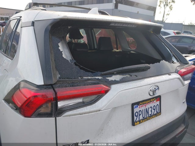 Toyota Rav4 Xle Premium 2021 2T3C1RFV0MW152086 Image 18