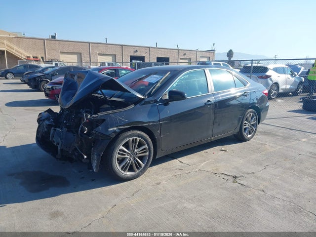 4T1BF1FK8HU388021 Toyota CAMRY SE